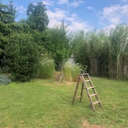 De Charme Pour Sejour Tranquille A Deux Meyzieu