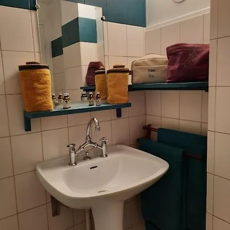 De Charme Pour Sejour Tranquille A Deux Apartment *