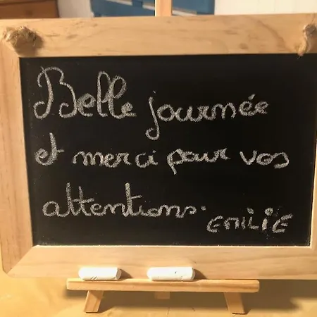 De Charme Pour Sejour Tranquille A Deux Apartment