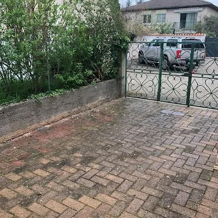 De Charme Pour Sejour Tranquille A Deux Apartment